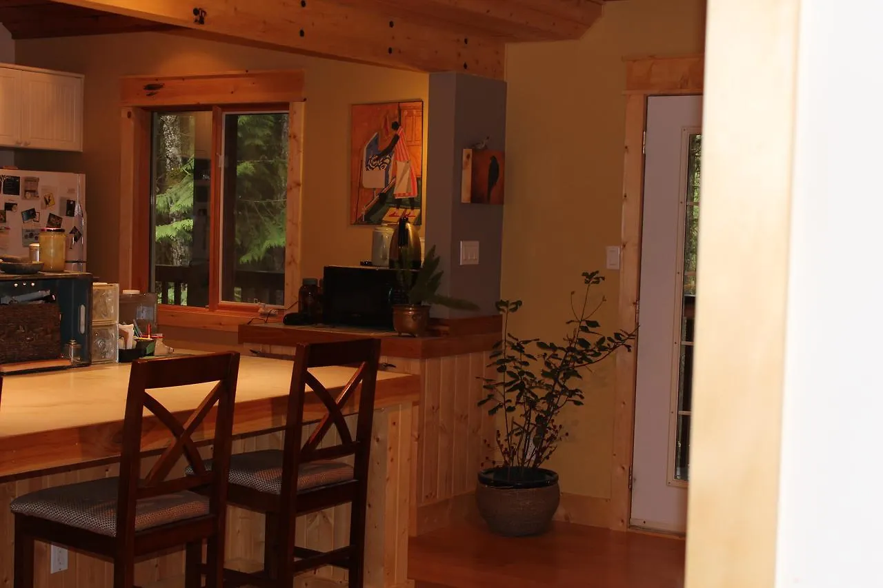 The Perch On Gabriola Bed & Breakfast Canada